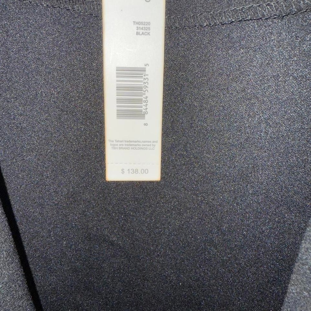NWT Tahari black jacket size Small, no belt - Picture 3 of 5